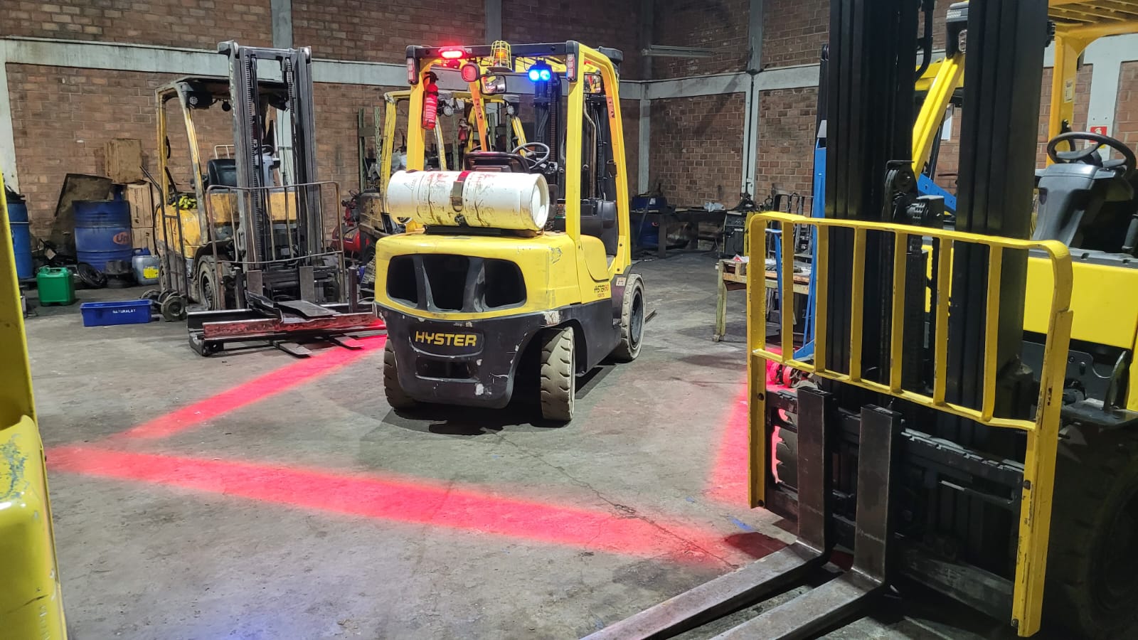 EFETIVA empilhadeiras